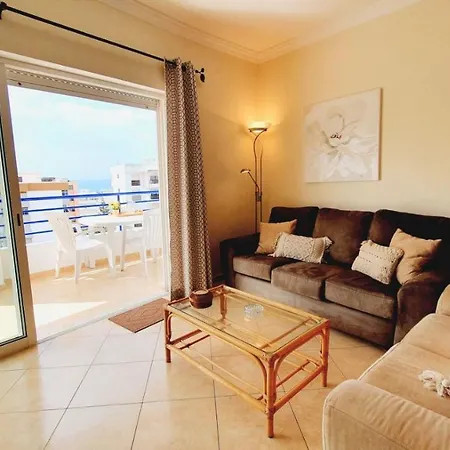 Lover's Paradise: 3br 2 Min From The Apartment *