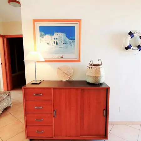 Appartement Lover's Paradise: 3br 2 Min From The