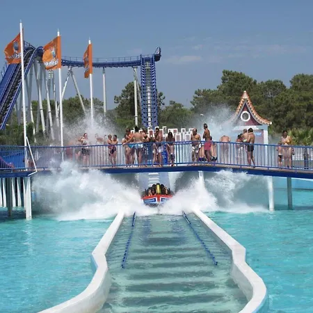 Lover's Paradise: 3br 2 Min From The Apartment