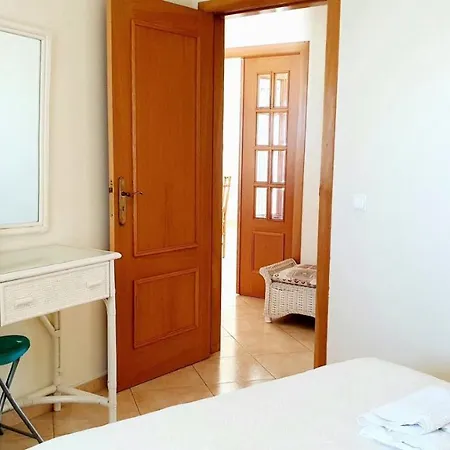 Lover's Paradise: 3br 2 Min From The Apartment *