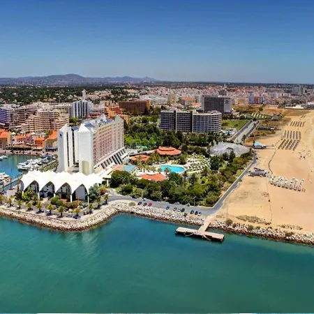 Lover's Paradise: 3br 2 Min From The