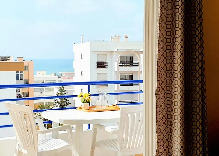 Lover's Paradise: 3br 2 Min From The Apartamento