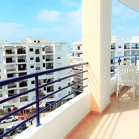 Apartment Lover's Paradise: 3br 2 Min From The Quarteira