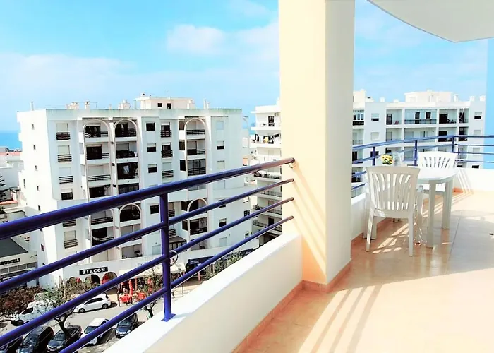 Apartament Lover's Paradise: 3br 2 Min From The Quarteira